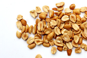 Roasted peanuts for snacking, or used as toppings for various dishes.