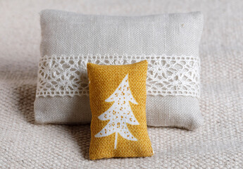 Holiday cushion with christmas tree and lace