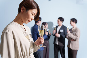 婚活パーティーで失敗する30代女性