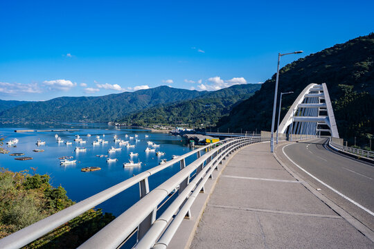 牛根大橋と牛根麓の風景（垂水市）