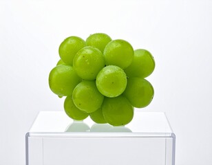 green grapes in a box
