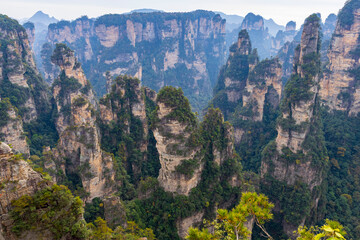Rock arche inthe Tianzi Mountains (Avatars Mountains) in Zhangjiajie National Forest Park in Hunan, China.