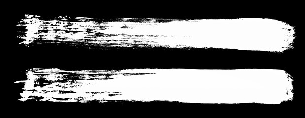 Zwei gemalte Farbstreifen - Pinselzeichnung weiss auf schwarz
