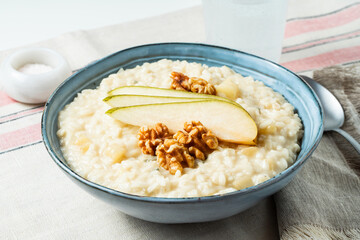 Risotto with Pears and Gorgonzola Cheese