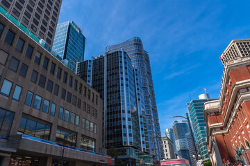 Fototapeta premium Modern and historical buildings reaching for the sky in vancouver, british columbia