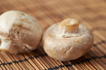button mushroom, cultivated mushroom © mnimage