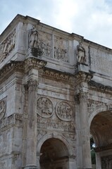 Obraz premium Rome, Italy 09.02.2019: View of the Arch of Constantine located in Rome the eternal city