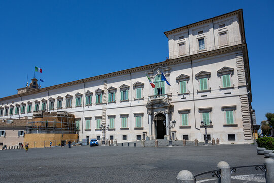 View of the Quirinale square and palace
