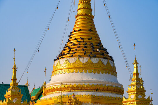 Golden chedi of the Wat Chong Klang temple in Mae Hong Son, Northern Thailand