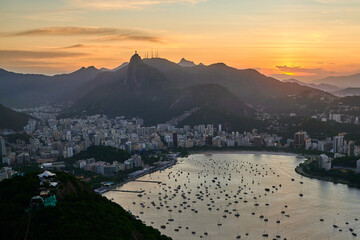 P&ocirc;r do Sol no P&atilde;o de A&ccedil;&uacute;car, Rio de Janeiro - RJ