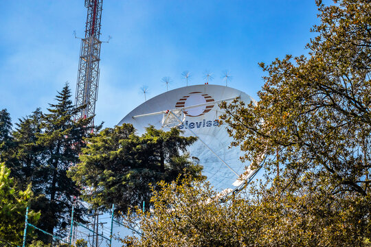 Sierra de Guadalupe, State of Mexico, Mexico, November 27 2024 satellite dish for telecommunications, televisa antenna in the Sierra de Guadalupe, state of Mexico
