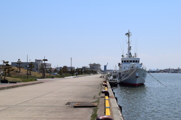Fototapeta premium 山形県庄内地方の海岸道路