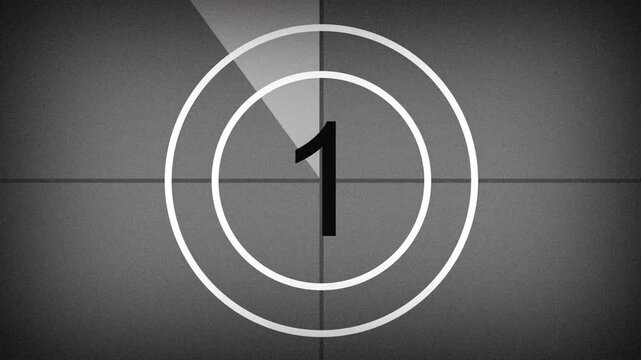 Countdown from 5 to 0 in grayscale old film. Grainy vintage film look. 4K animation.