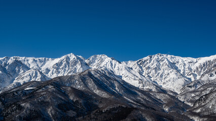 初冬の北アルプス快晴の空　長野県白馬村 © RATM