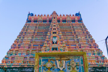 Sri Ranganatha Swamy temple is located in Srirangam, Tiruchirapalli, Tamil Nadu, South India. This Hindu temple dedicated to Ranganatha (a form of Vishnu) & his consort Ranganayaki (a form of Lakshmi.