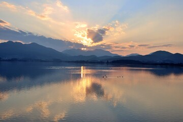 창원 주남저수지의 저녁노을 풍경