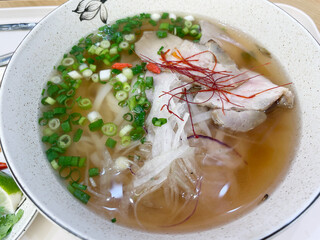 豚肉入りベトナムフォー