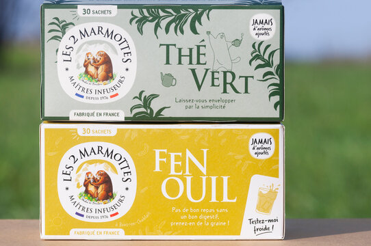 Bo&icirc;tes de sachets d'infusion et de th&eacute;s de la marque fran&ccedil;aise Les 2 Marmottes