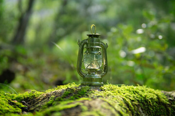 森の中のオイルランタン