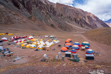 Vistas Del Campamento Base Confluencia