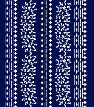 seamless paisley in blue and whiteb contrast,vertical line paisley design,Seamless Paisley background. Elegant Hand Drawn vector pattern.