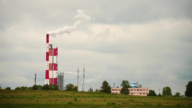 smoke from the Grodno Azot plant in Belarus, time-lapse