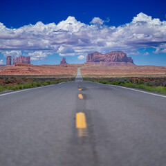 forest gump road, monument valley, Utah USA