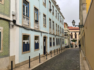 In der sanierten Altstadt von Lissabon, Portugal