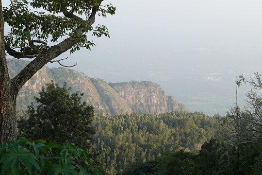 A scenic viewpoint in Yercaud, Tamil Nadu. Panoramic views of the mountains.