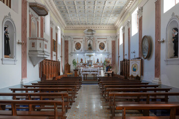 Piccola chiesa di montagna - interno