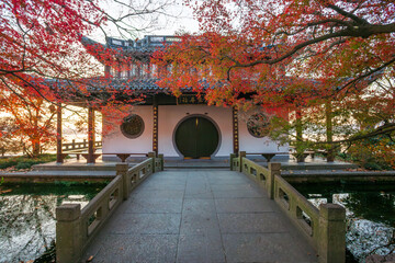 Fototapeta premium Autumn Moon on the Calm Lake, Painting and Poetry Pavilion autumn scenery at West Lake, Hangzhou, China