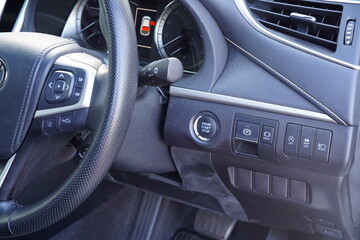 SUV,運転席,スイッチ,スタート,ボタン, 車内, 室内,ハンドル