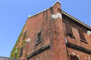 レンガ造りの家