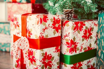 クリスマスイメージ、たくさんのプレゼント箱