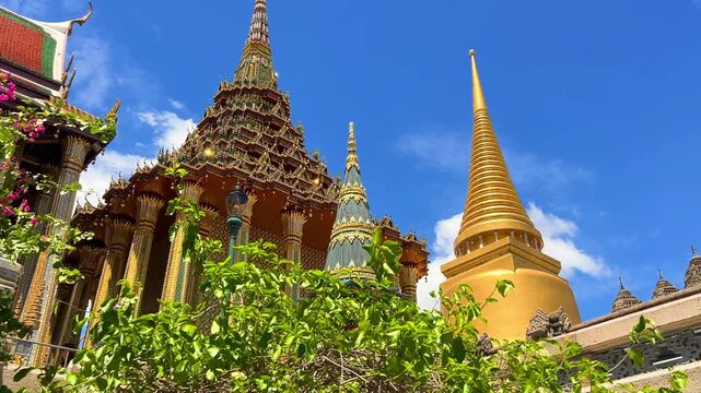 BANGKOK, August 20, 2022: Wat Phra Kao. The Temple of the Emerald Buddha. The most sacred Buddhist temple in Thailand. The temple is home to the Royal Library and the Chakri Dynasty Mausoleum.4К