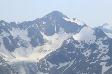 Obraz premium snow covered mountains
