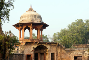 A Chhatri at Aram Bagh in Agra. The Aram Bagh is the oldest Mughal garden in India, originally built by the Mughal Emperor Babur in 1526.