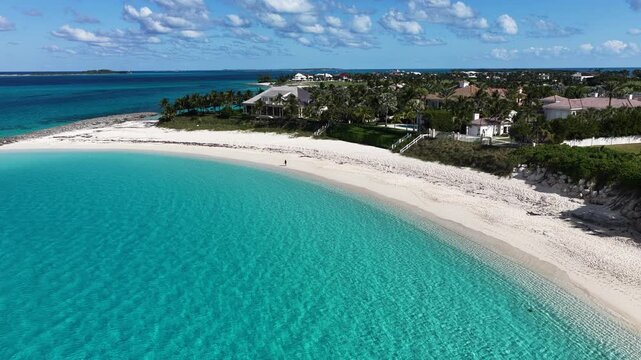 Cabbage Beach In Paradise Island Nassau Bahamas. Stunning Tropical Coastline Beach Scene Viewed From Above. Deserted Landscape Grateful Beauty. Deserted Waterfront Coast. Paradise Island Nassau.