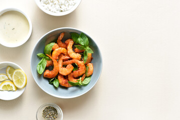 Roasted prawn with basil leaves
