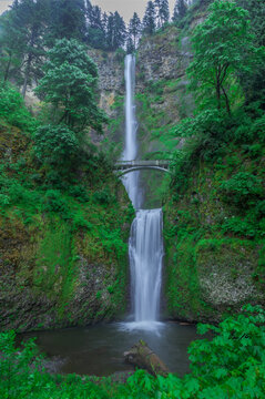Multnomah Falls in the Columbia River Gorge, Oregon