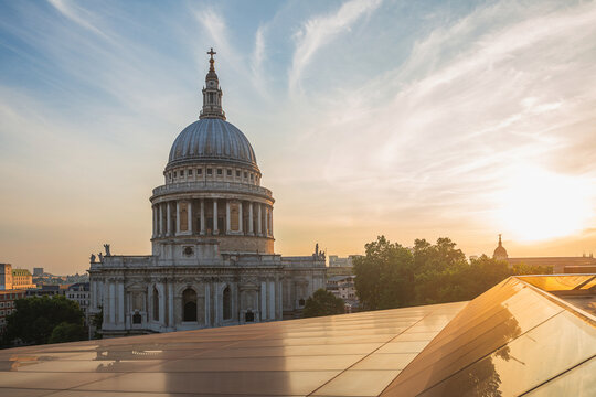St Paul Cathedral Dome Over Rooftops at Sunset in London, Historic Landmark and Skyline