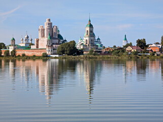 Obraz premium Restoration of an ancient temple