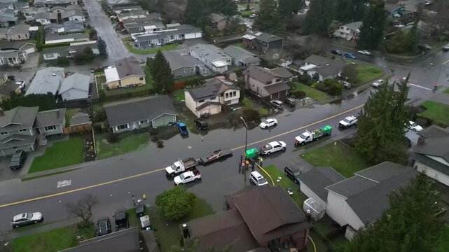 crew pumping flooded street Green River Flooding Auburn Washington December 2025