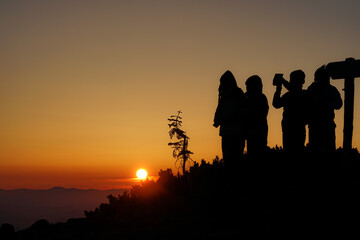 蝶ヶ岳テント泊して見るご来光と登山者