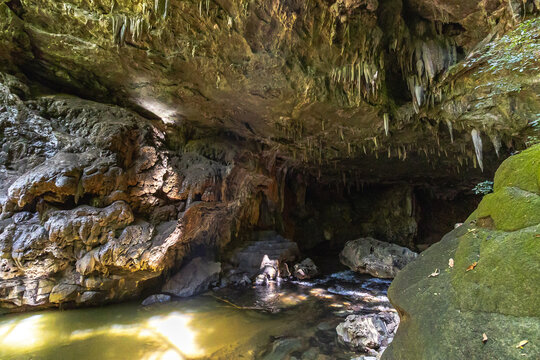 caverna na cidade de S&atilde;o Domingos, Estado de Goi&aacute;s, regi&atilde;o de Terra Ronca, Brasil