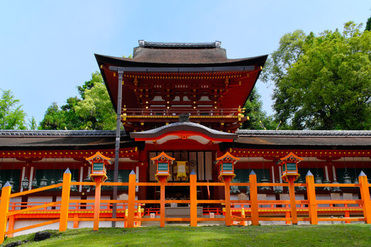 春日大社の中門と御廊　奈良県
