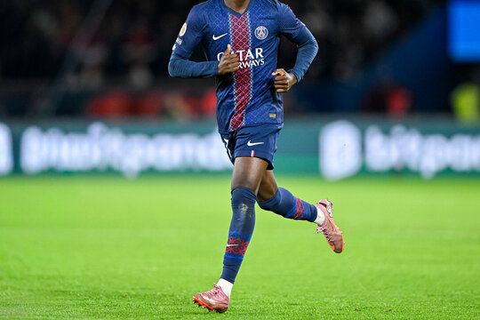 Illustration of a PSG shirt with the Qatar Airways logo with an unrecognizable player of Paris Saint-Germain football club
