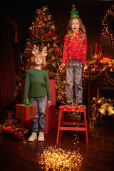 Obraz premium Festive Kids Friends