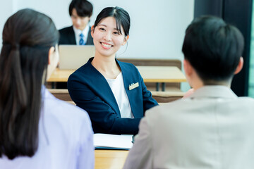 コンサルタント