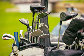 Bag for golf set club on course